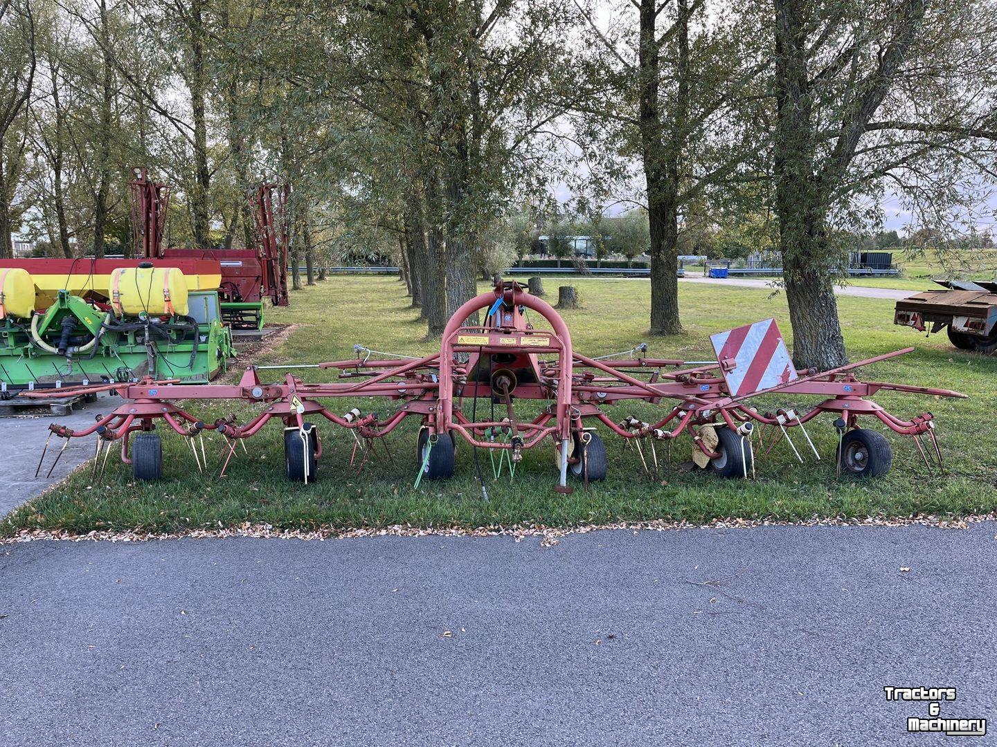 Tedder Krone KW 6.40/6 schudder