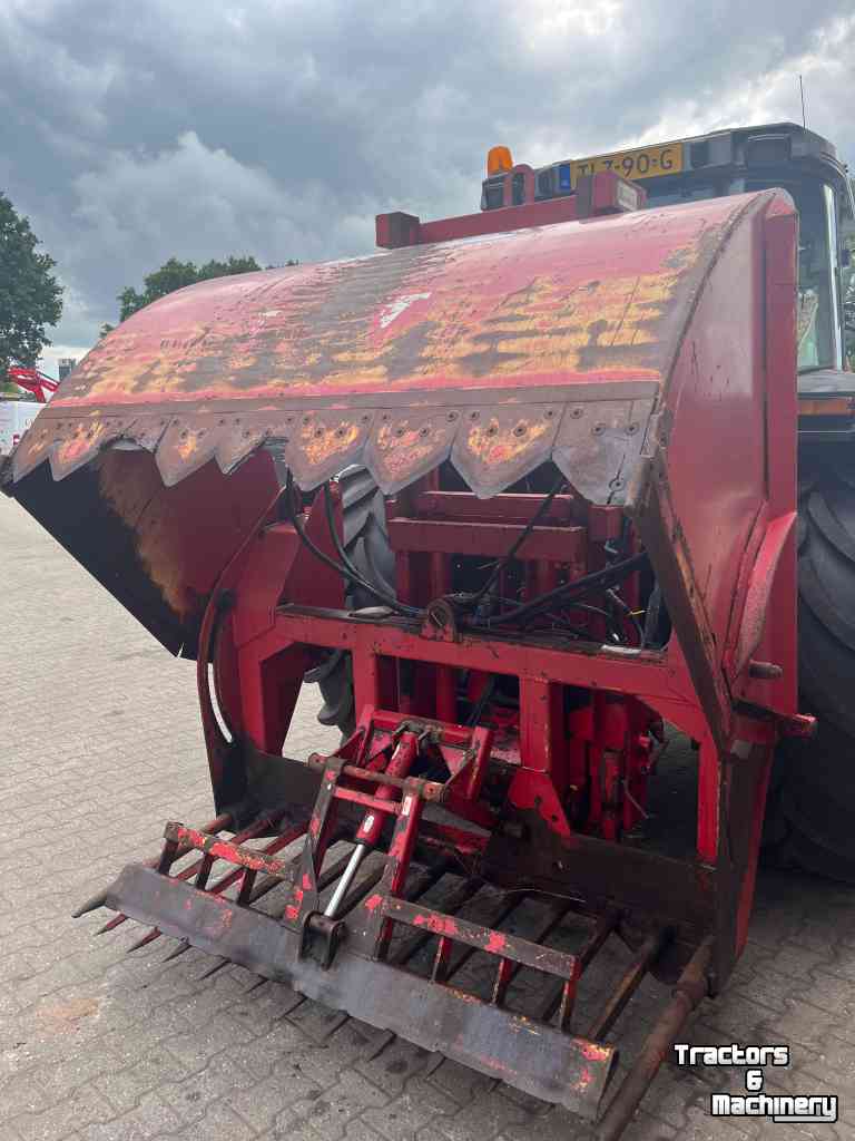 Silage cutting bucket Redrock Kuilhapper hefmast voermachines
