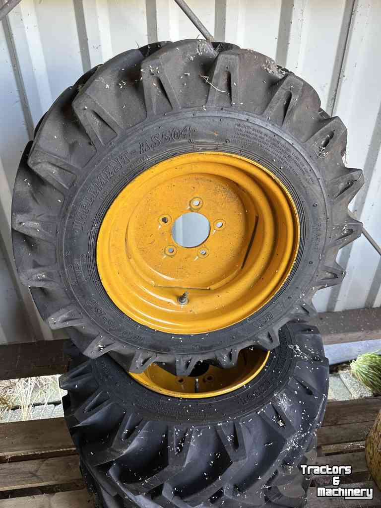 Wheels, Tyres, Rims & Dual spacers  10.0/75-15.3 BKT inplement -AS504