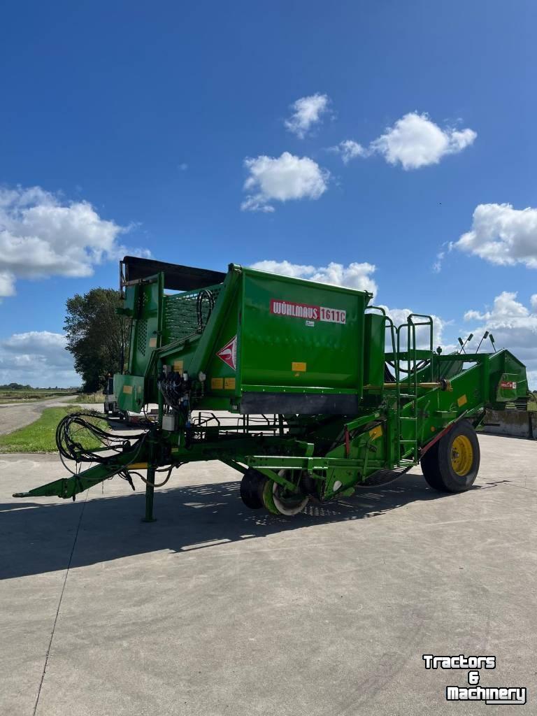 Potato harvester  1611C Bunker Rooimachine