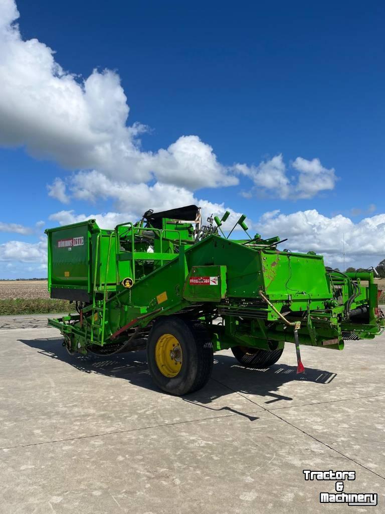 Potato harvester  1611C Bunker Rooimachine