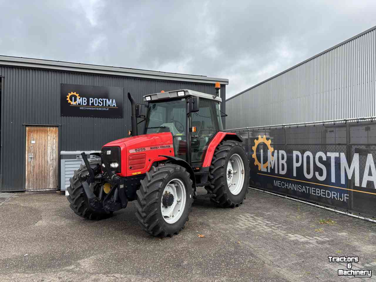 Tractor Massey Ferguson 6255