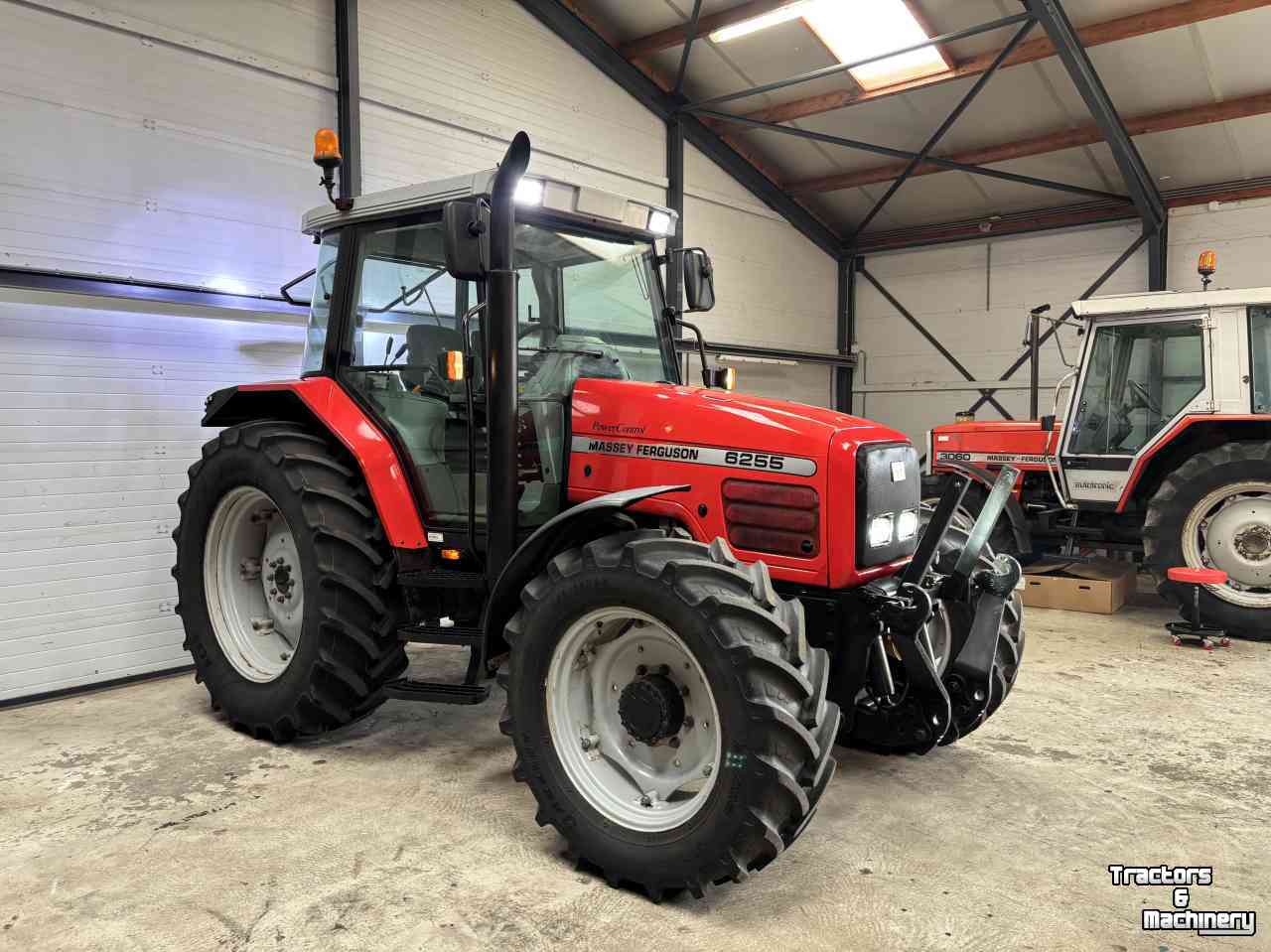 Tractor Massey Ferguson 6255 fronthef pto