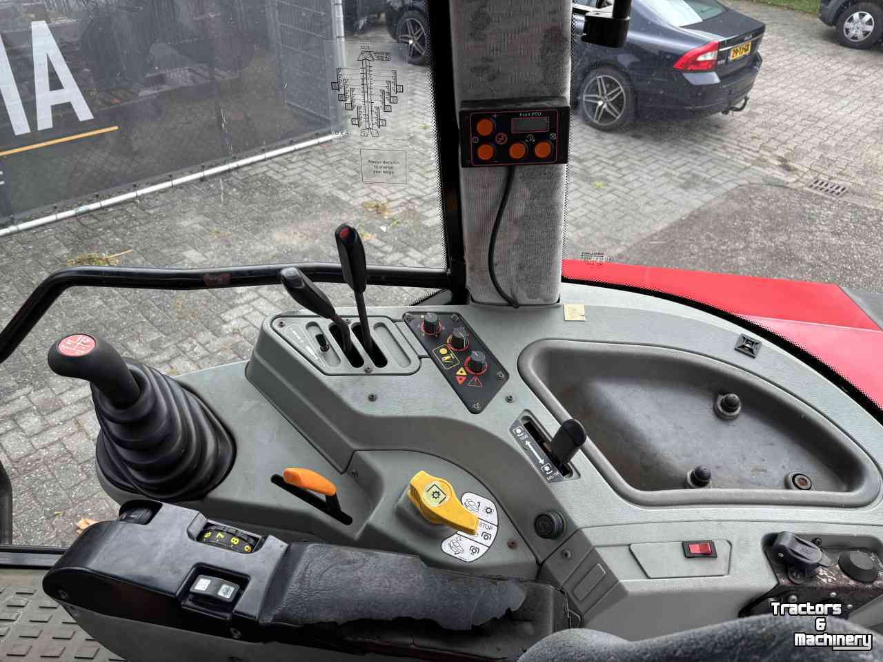 Tractor Massey Ferguson 6255
