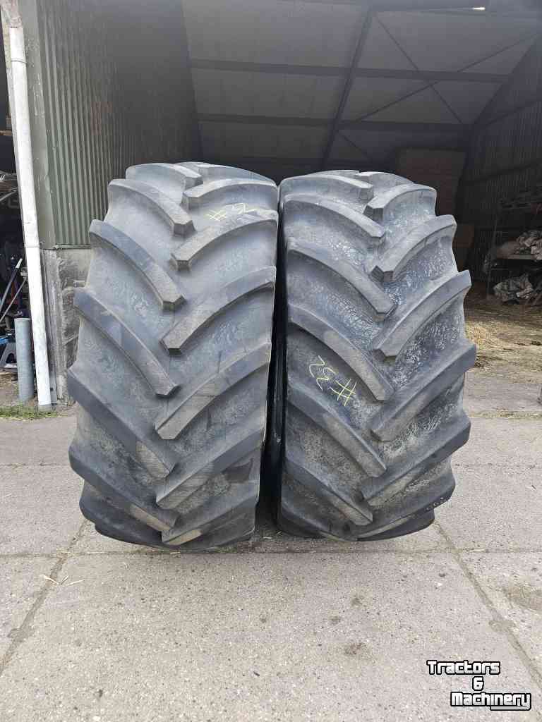 Wheels, Tyres, Rims & Dual spacers Mitas 800/70R38 SFT. 58 mm profiel!