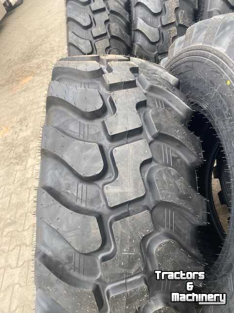 Wheels, Tyres, Rims & Dual spacers Galaxy 460/70R24