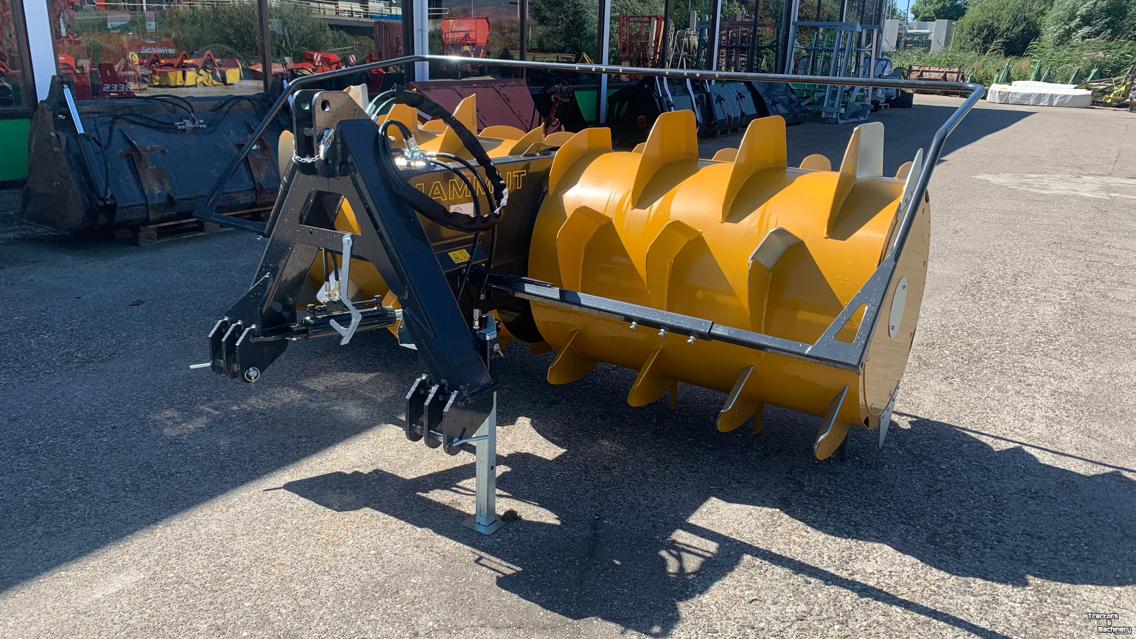 Silage spreader Mammut Gigant 280 HSB