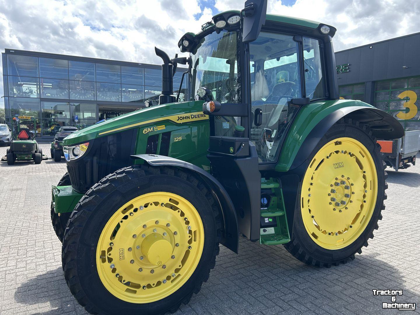 Tractor John Deere 6M 125