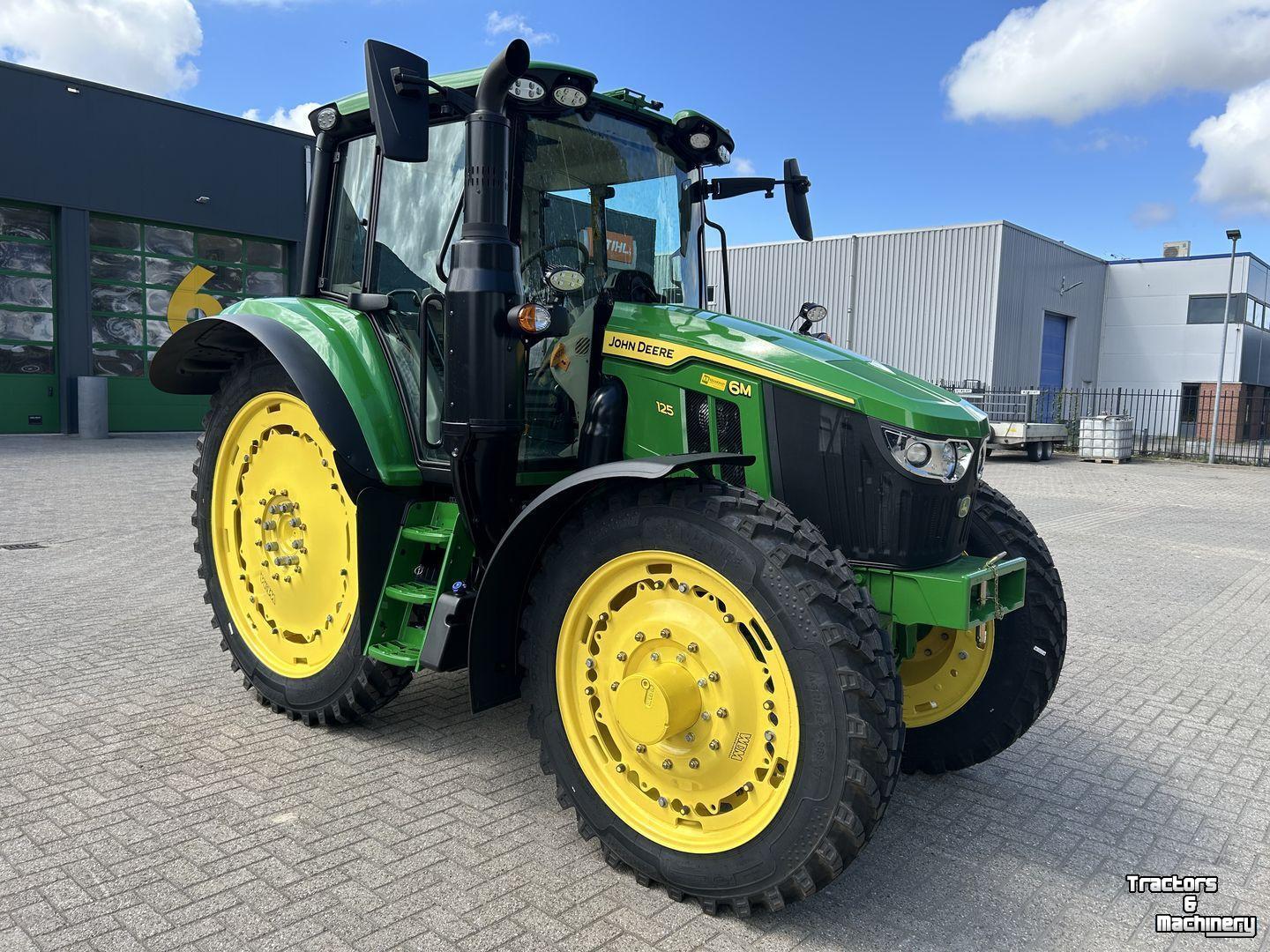 Tractor John Deere 6M 125