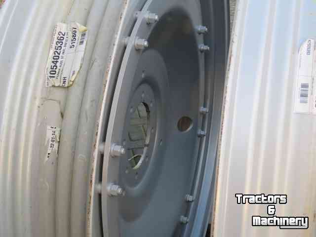 Wheels, Tyres, Rims & Dual spacers Case-IH W10x54 verstelbaar 280/335 10gaats
