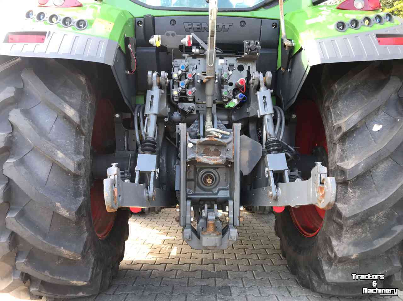 Tractors Fendt 720 Vario S4 PowerPlus