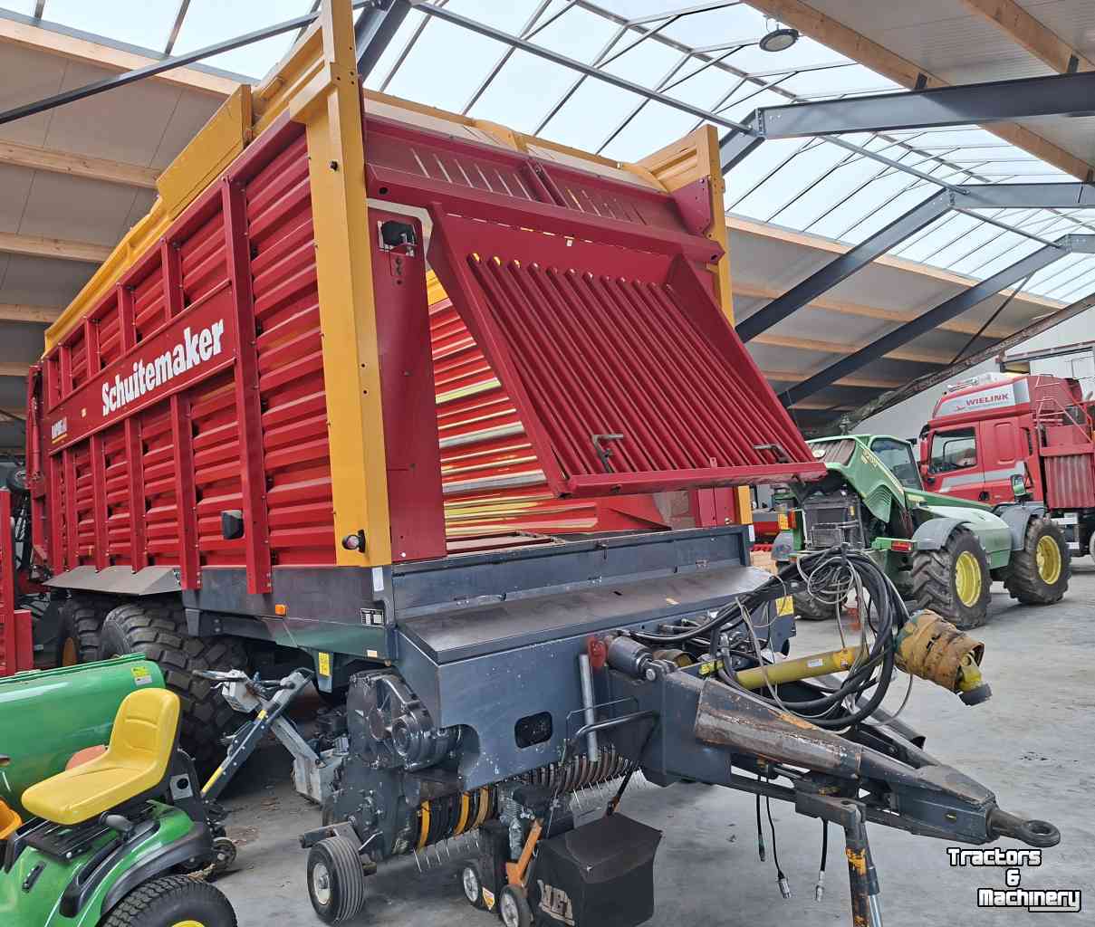 Self-loading wagon Schuitemaker Rapide 660s