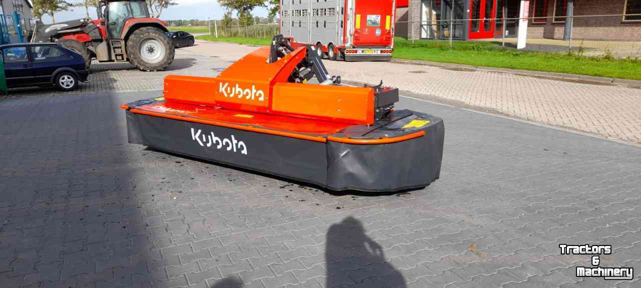 Mower Kubota DM4032S