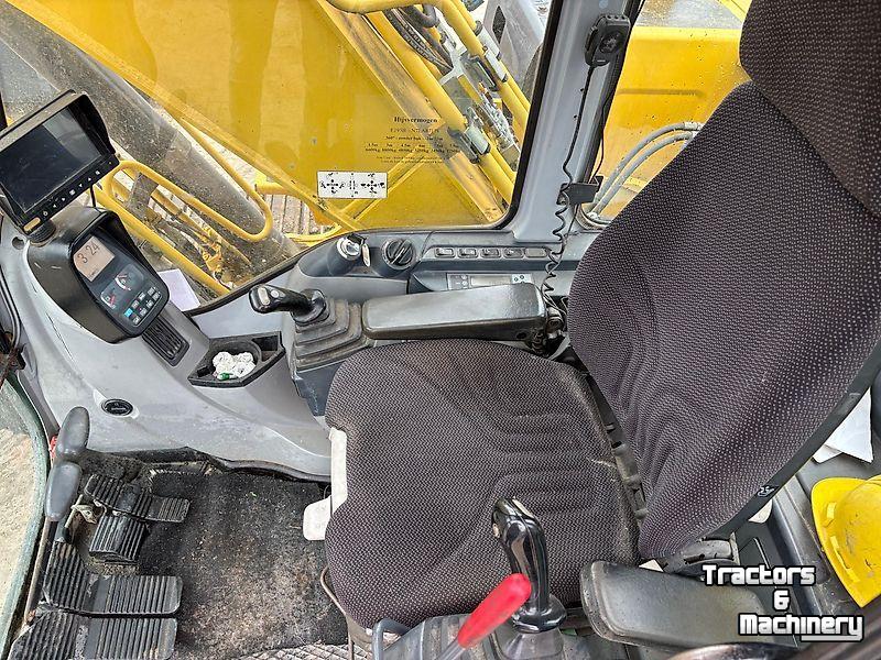 Excavator New Holland E195B LC