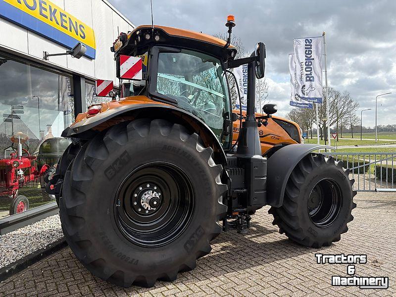 Tractor New Holland T7.245AC New Gen Phoenix Orange