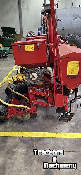 Vegetable- / Precision-seed drill Kongskilde Preci-Sem 406H