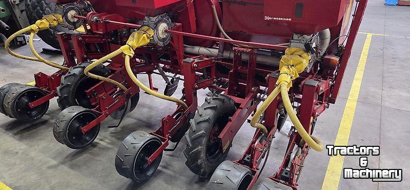Vegetable- / Precision-seed drill Kongskilde Preci-Sem 406H