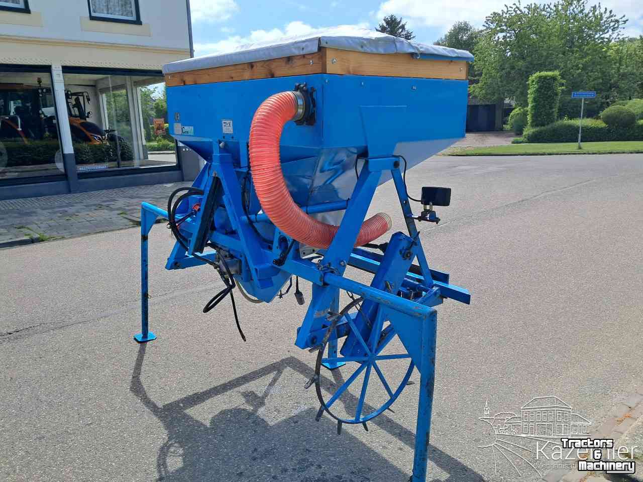 Front hopper seed drill  Mistral FT-750