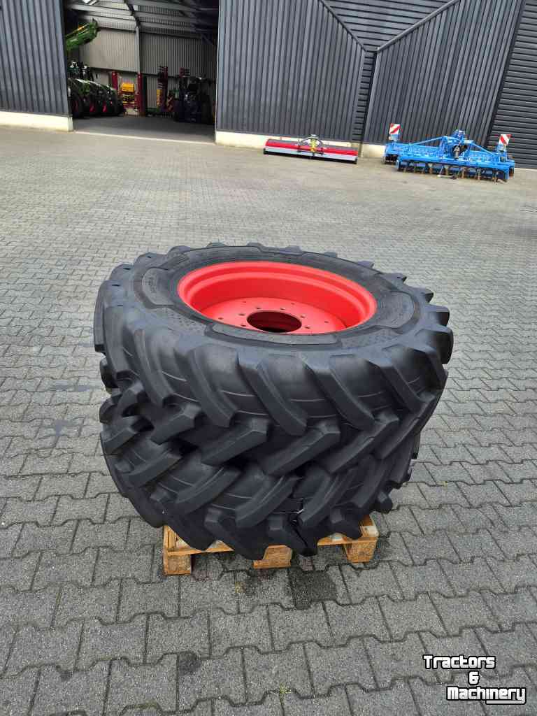 Wheels, Tyres, Rims & Dual spacers Alliance 2 stuks Alliance 380/85R28 met velg, Fendt 310,311,312