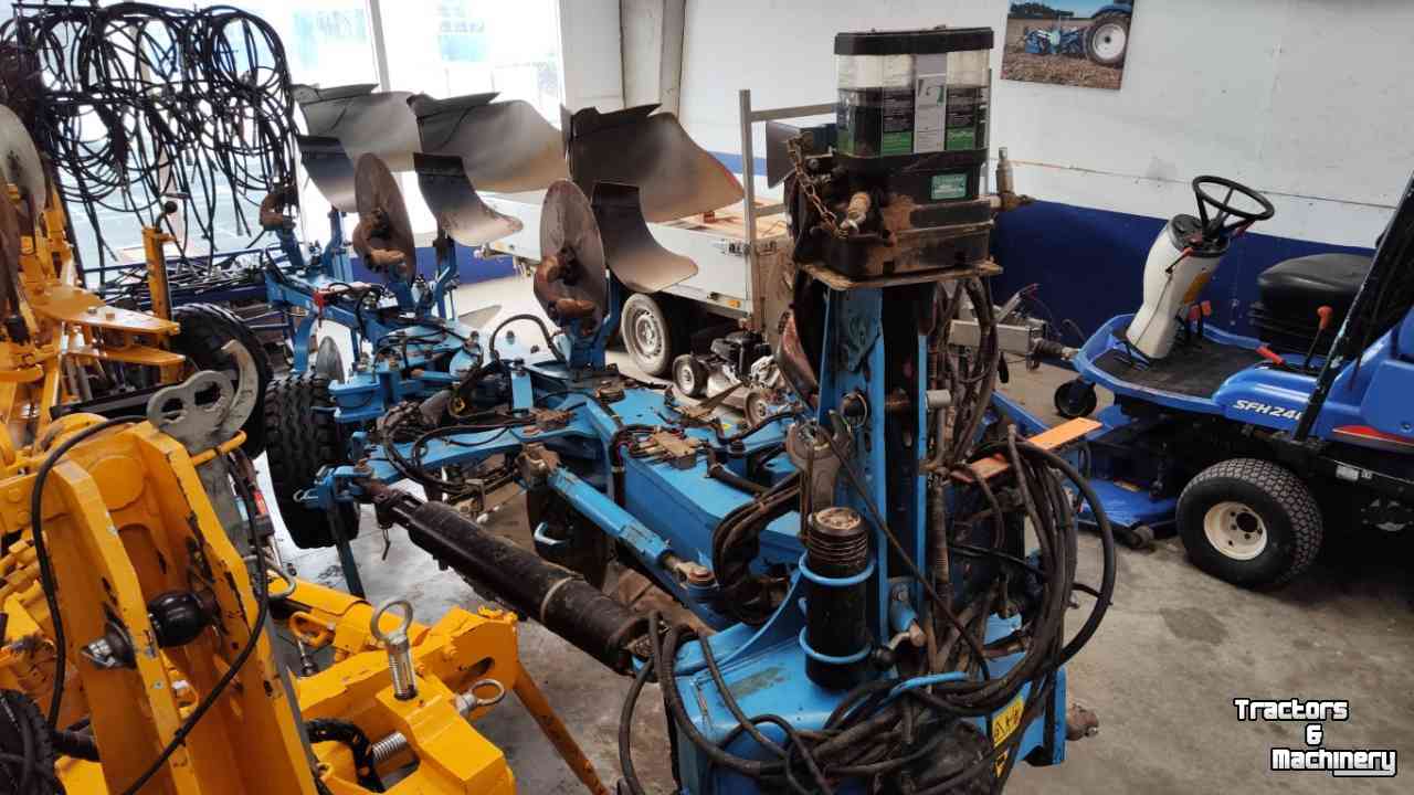 Ploughs Lemken Juwel 8