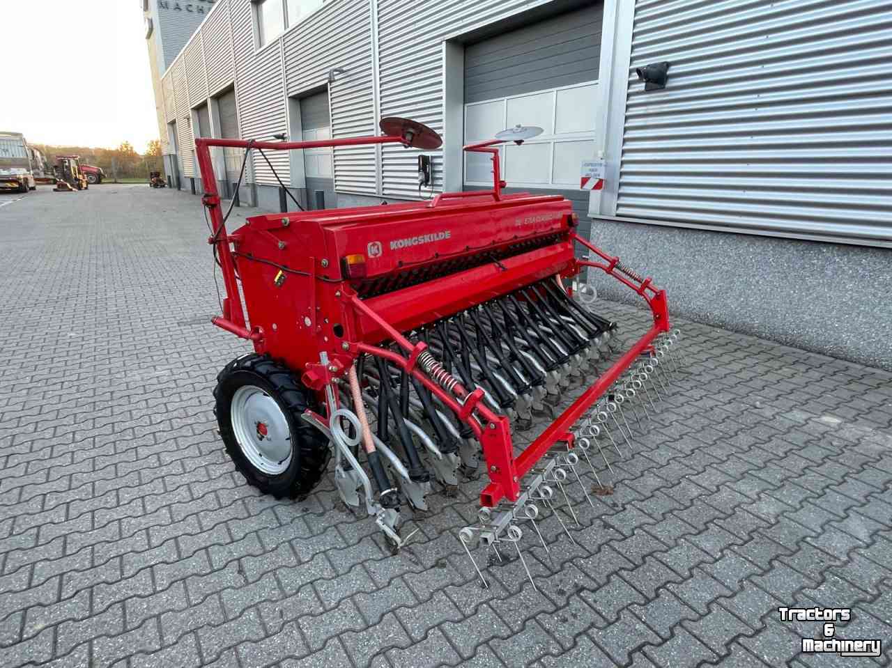 Seed drill Kongskilde Classic CS3000-29R zaaimachine