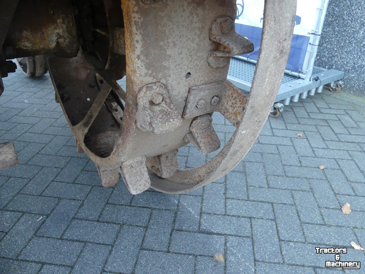 Tractor  HSCS R30-35