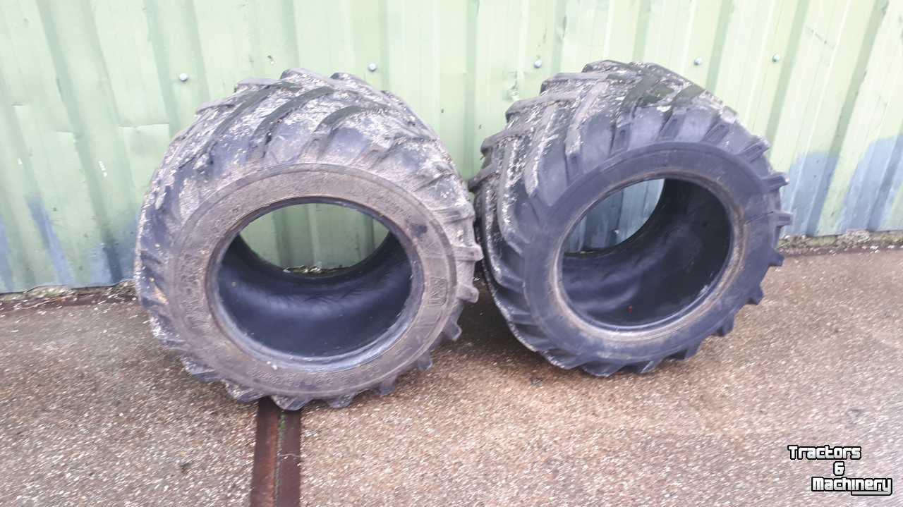 Wheels, Tyres, Rims & Dual spacers BKT 31x15.5-15