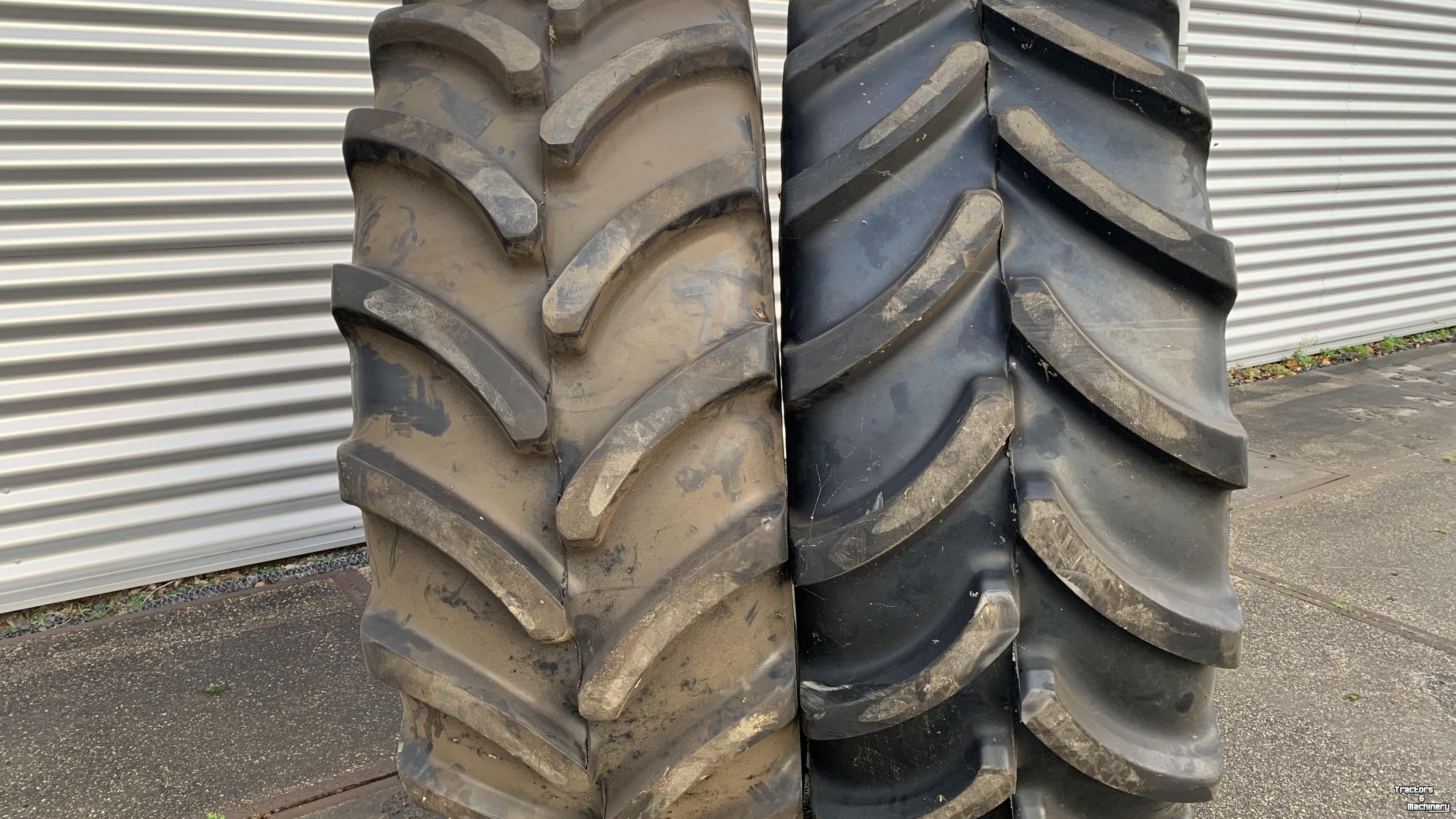 Wheels, Tyres, Rims & Dual spacers Firestone Maxi Traction