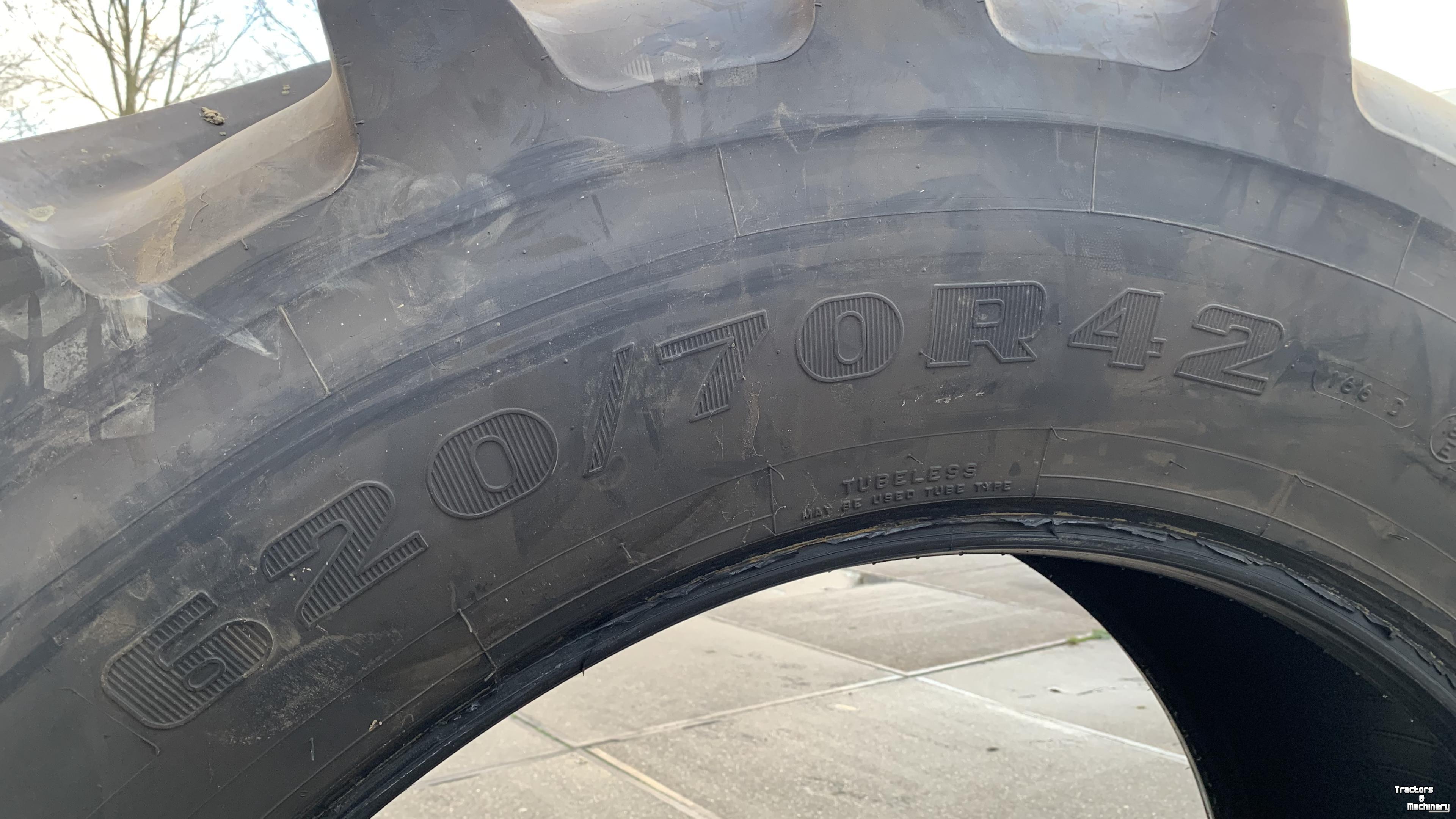 Wheels, Tyres, Rims & Dual spacers Firestone Maxi Traction