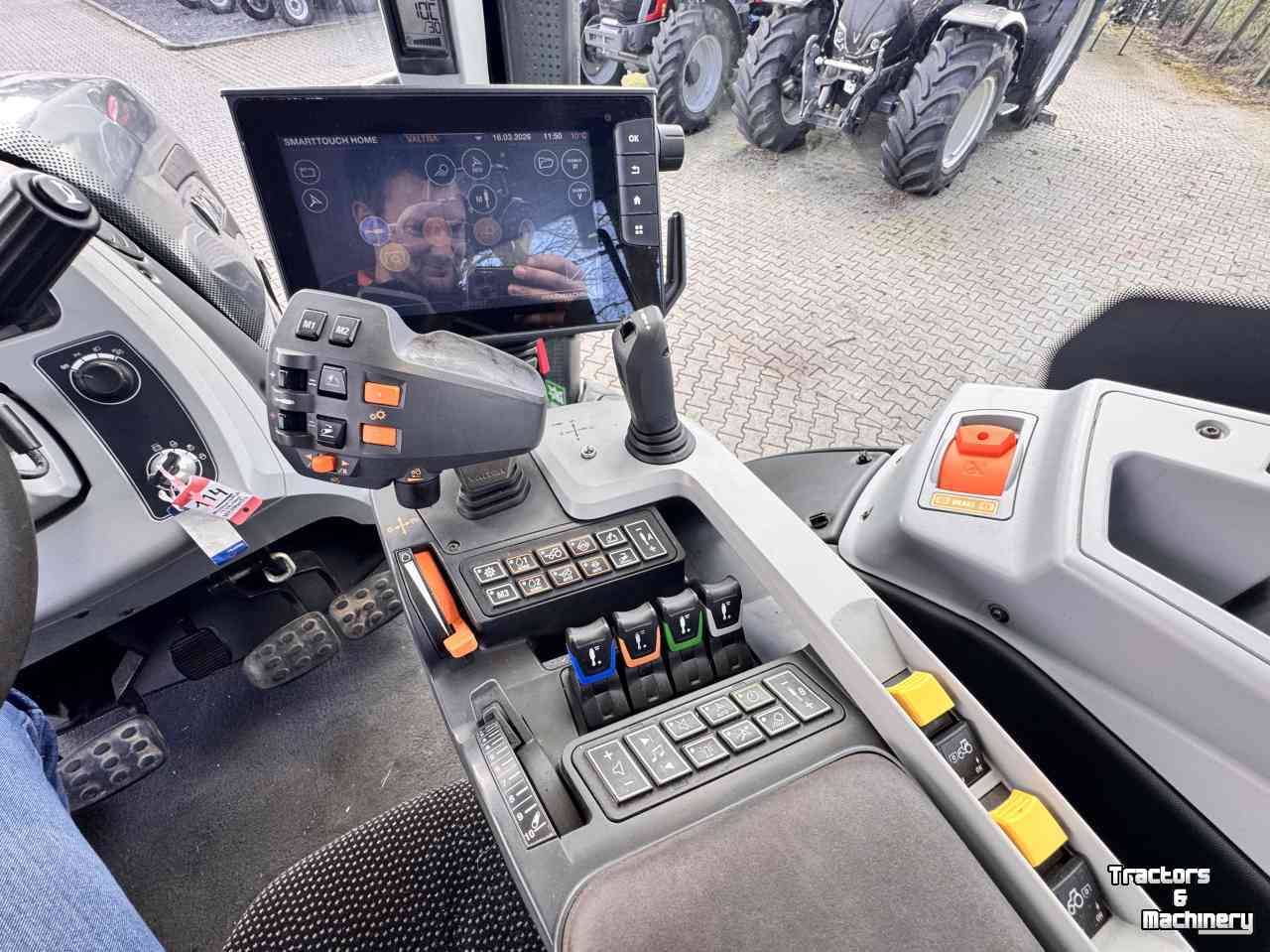 Tractor Valtra T174 Direct