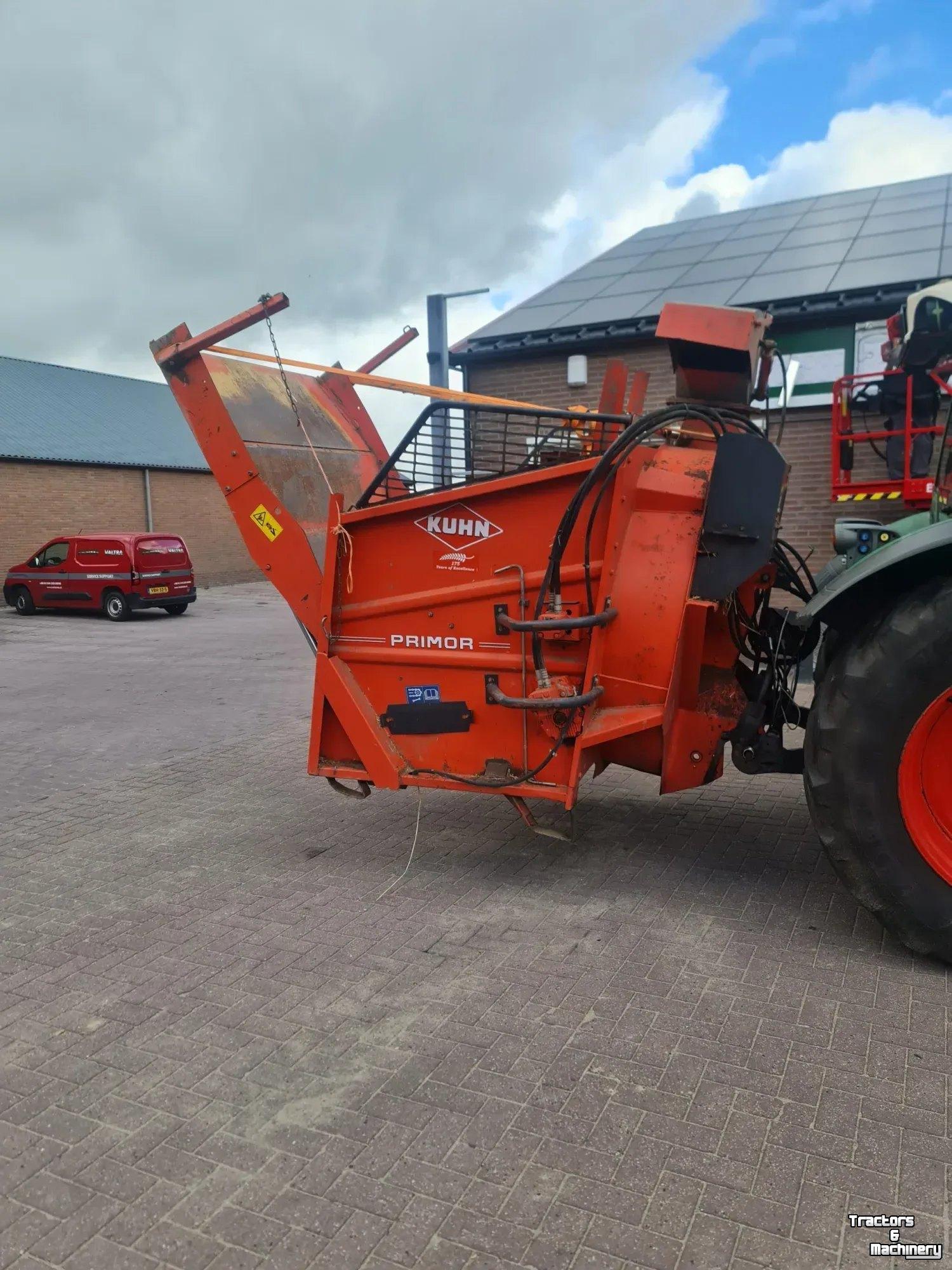 Straw spreader for boxes Kuhn PRIMOR 2060H STROSTROOIER