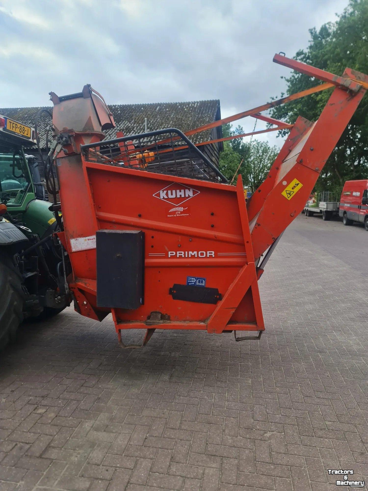 Straw spreader for boxes Kuhn PRIMOR 2060H STROSTROOIER