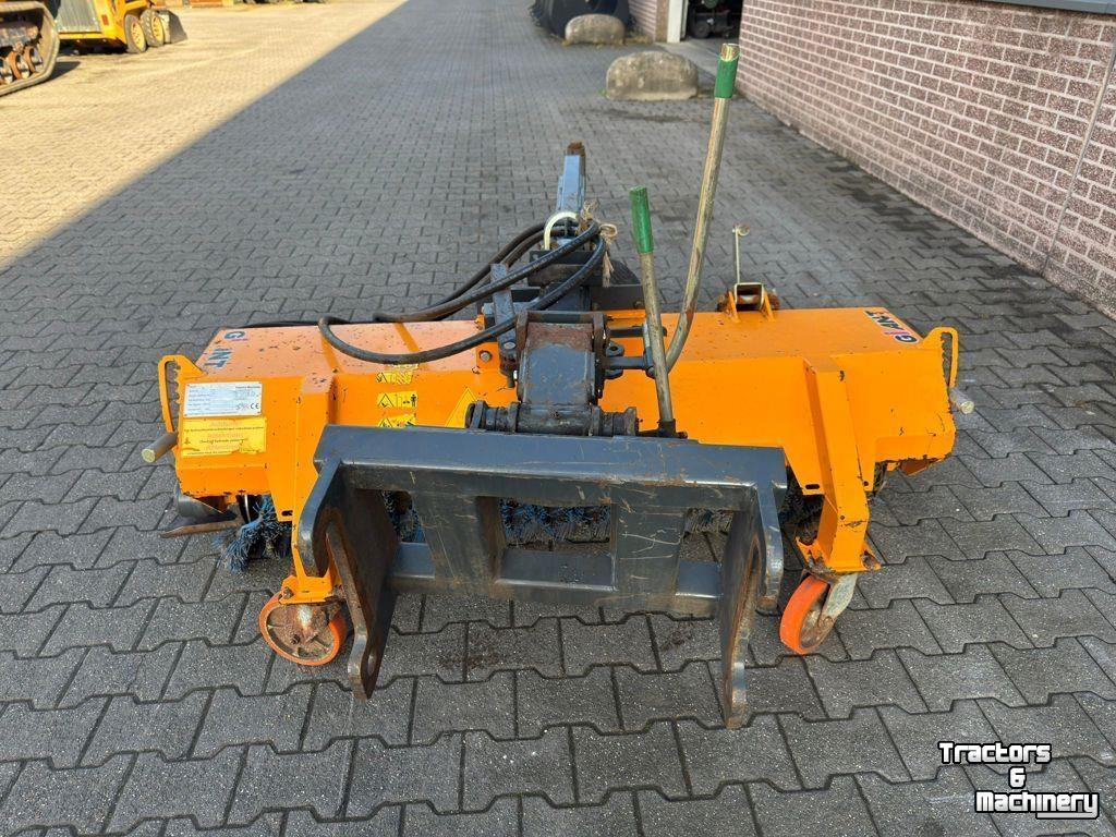 Sweeper Giant Veegmachine