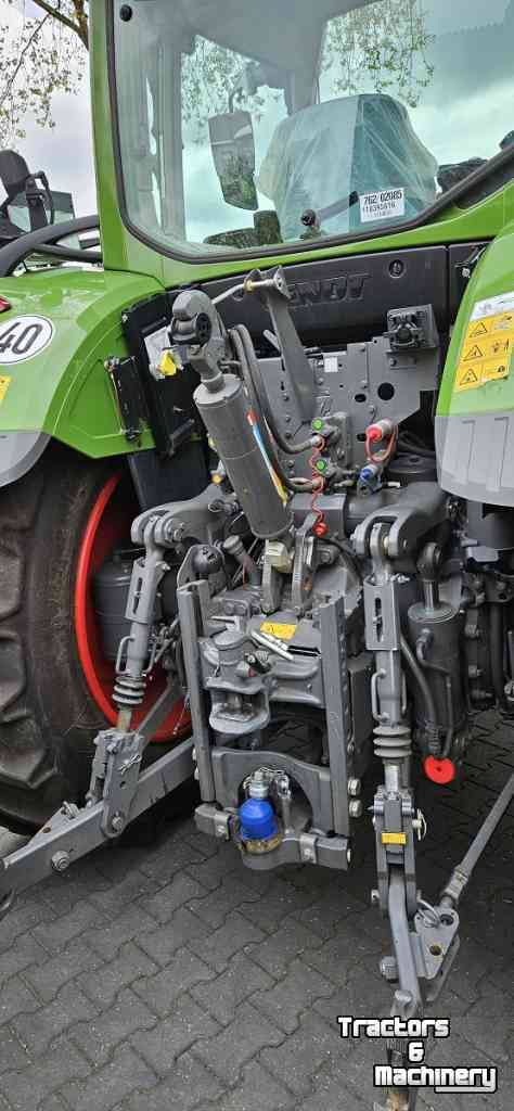 Tractors Fendt 718 PowerPlus