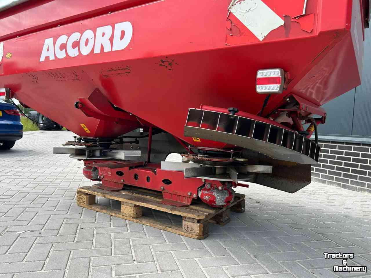 Fertilizer spreader Accord Kunstmeststrooier HL