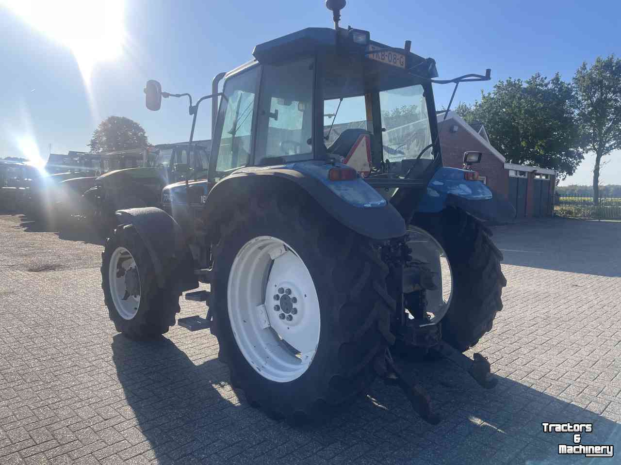 Tractor New Holland 7740 SLE cab + airco