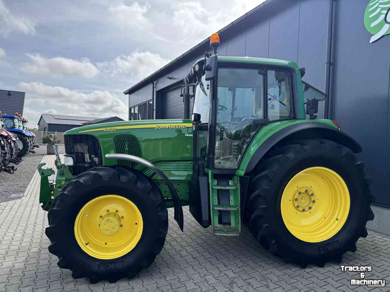 Tractor John Deere 6820 PQ premium