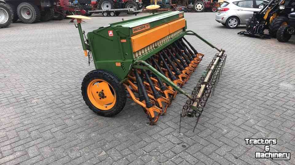 Seed drill Amazone D730