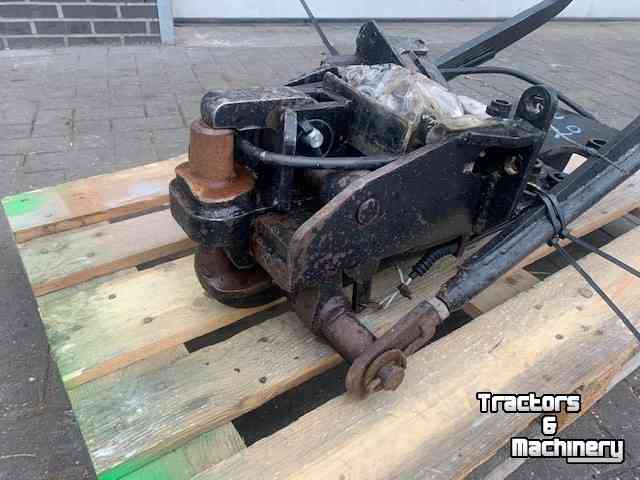 Used parts for tractors Deutz-Fahr ZF Pikhaak - kipperknobel