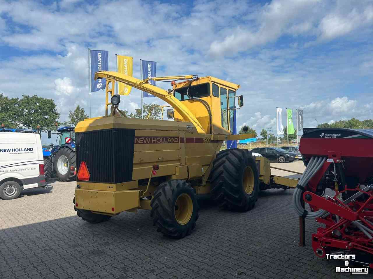 Forage-harvester New Holland 1900