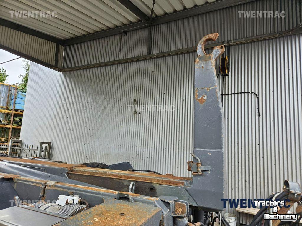 Hooked-arm carrier Veenhuis JVHA 30T CARRIER