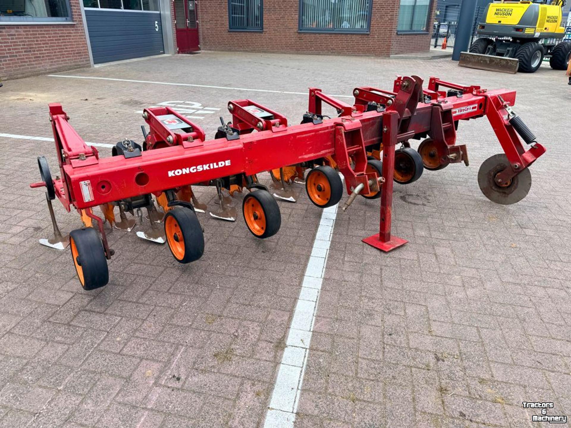 Inter-row cultivator Kongskilde Vibrocorn Schoffelmachine