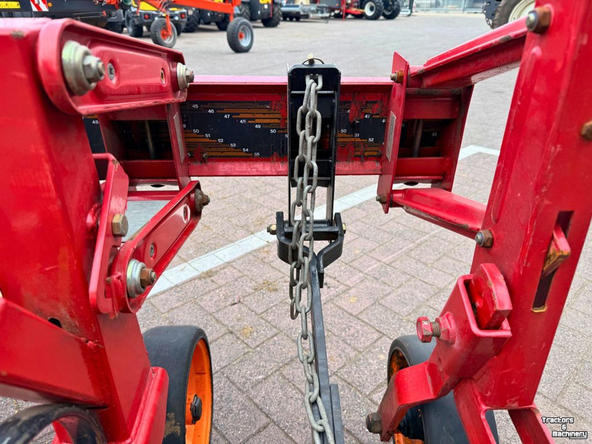 Inter-row cultivator Kongskilde Vibrocorn Schoffelmachine