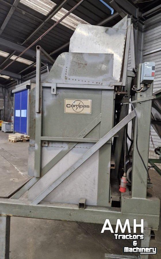 Bulk box tipper  Bunker met uitvoerband+kantelaar – complete set,  Dosierbunker mit Austragsband inklusive Kistenkipper (Komplettset)