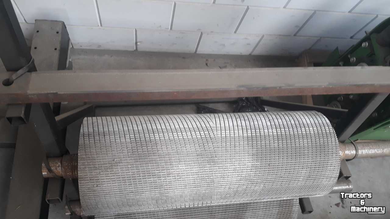 Used parts for forage harvesters  Vaste messen, korrelkneuzerrollen