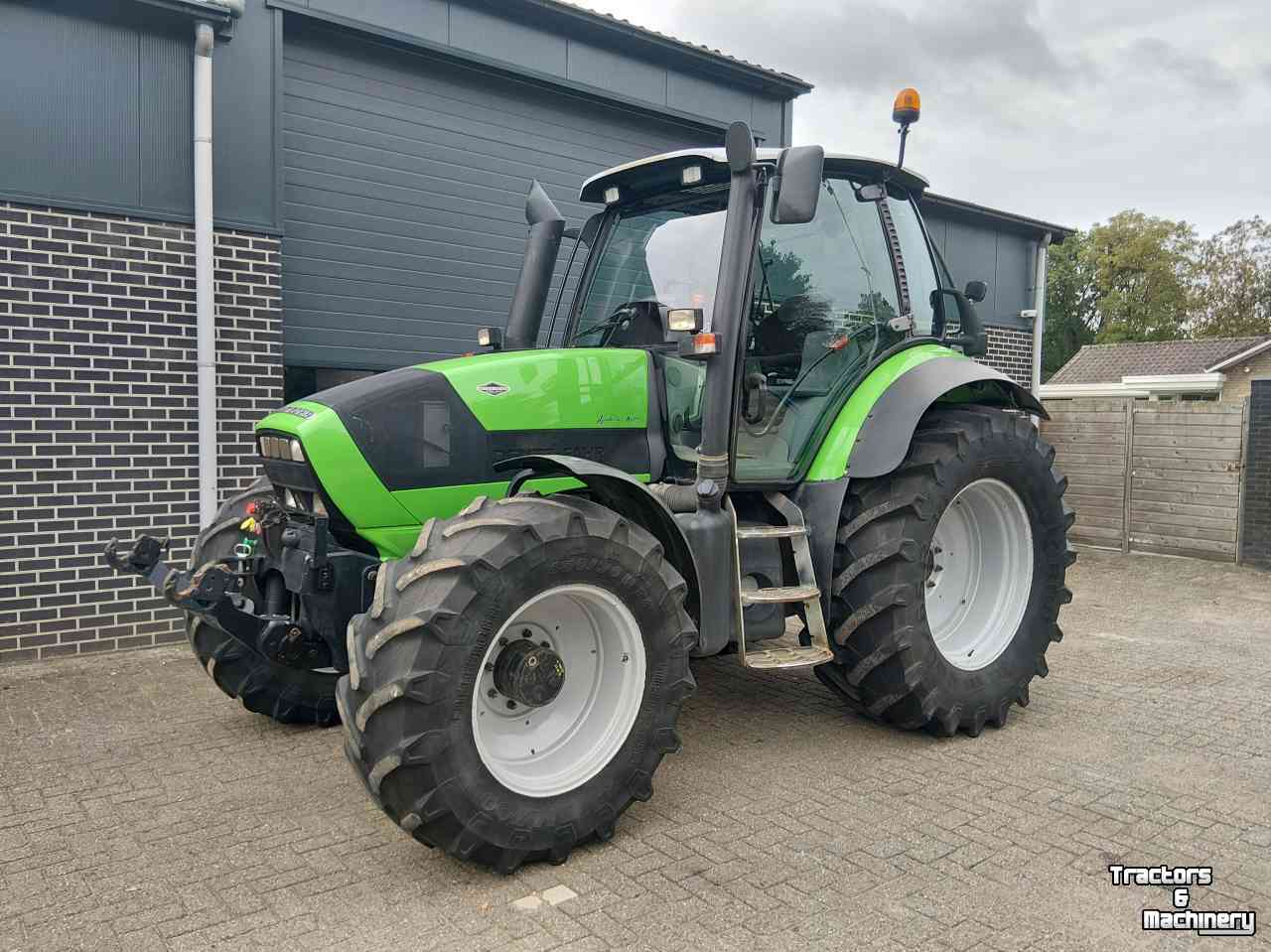 Tractor Deutz-Fahr Agrotron M620