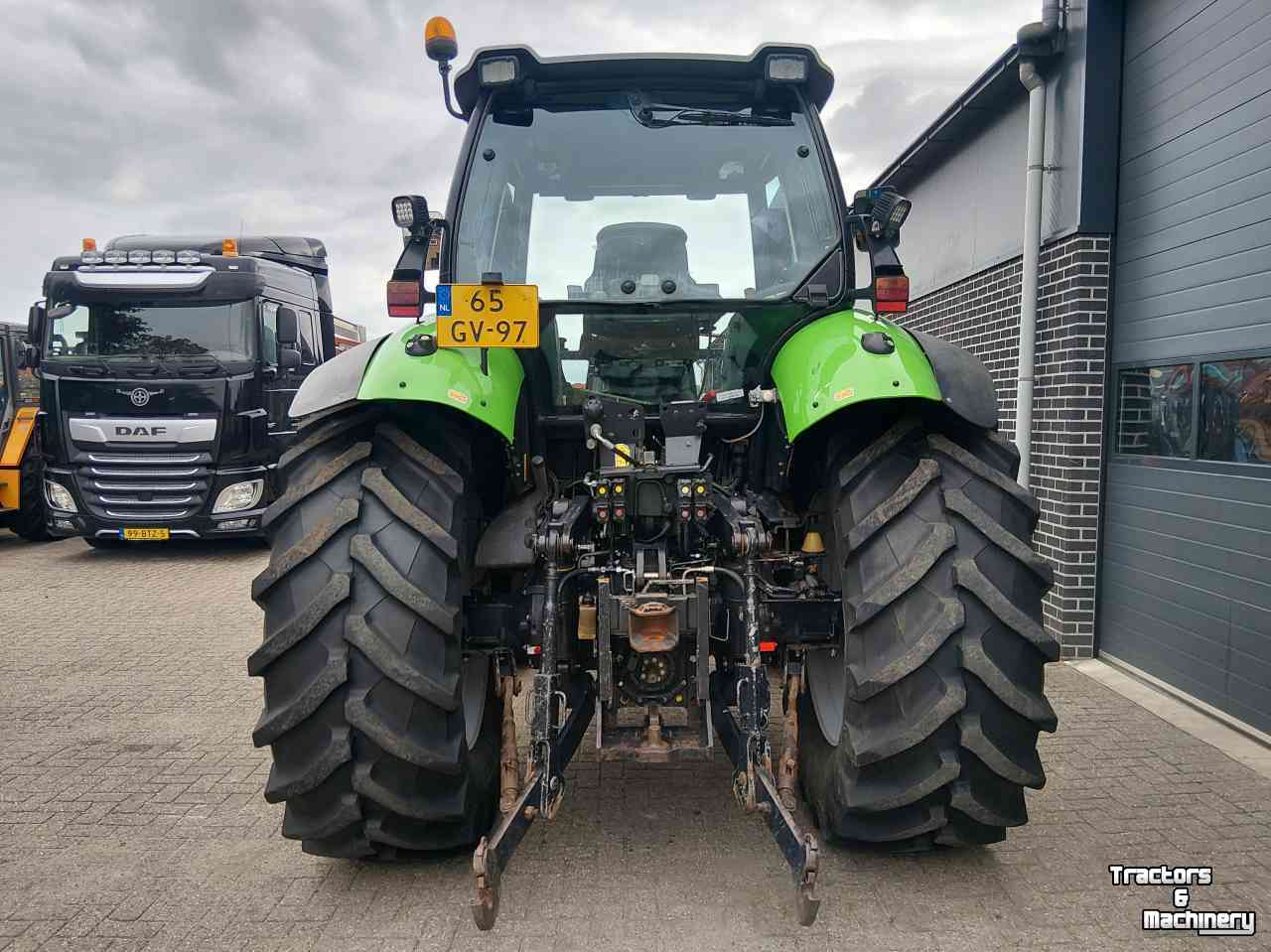 Tractor Deutz-Fahr Agrotron M620