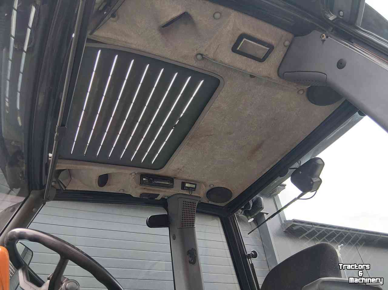Tractor Deutz-Fahr Agrotron M620