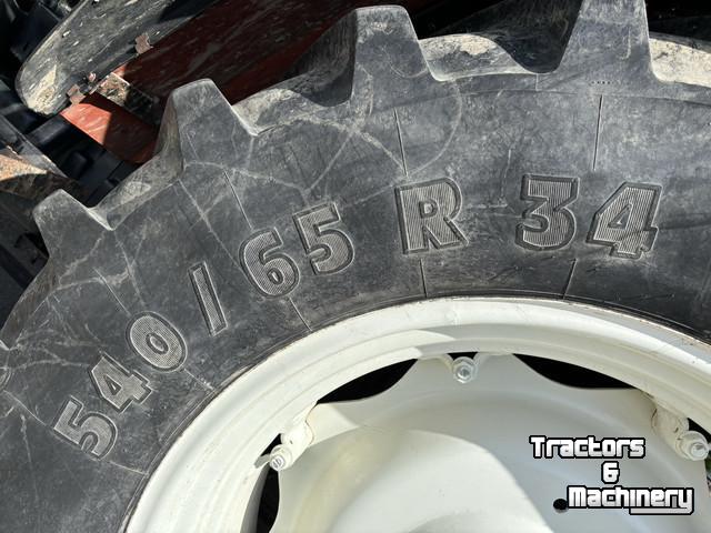 Tractor New Holland L75