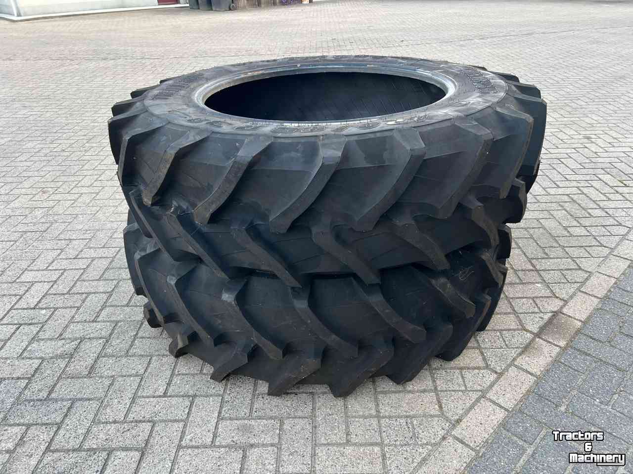 Wheels, Tyres, Rims & Dual spacers Trelleborg 420/85R38 Nieuw ongebruikt demontage